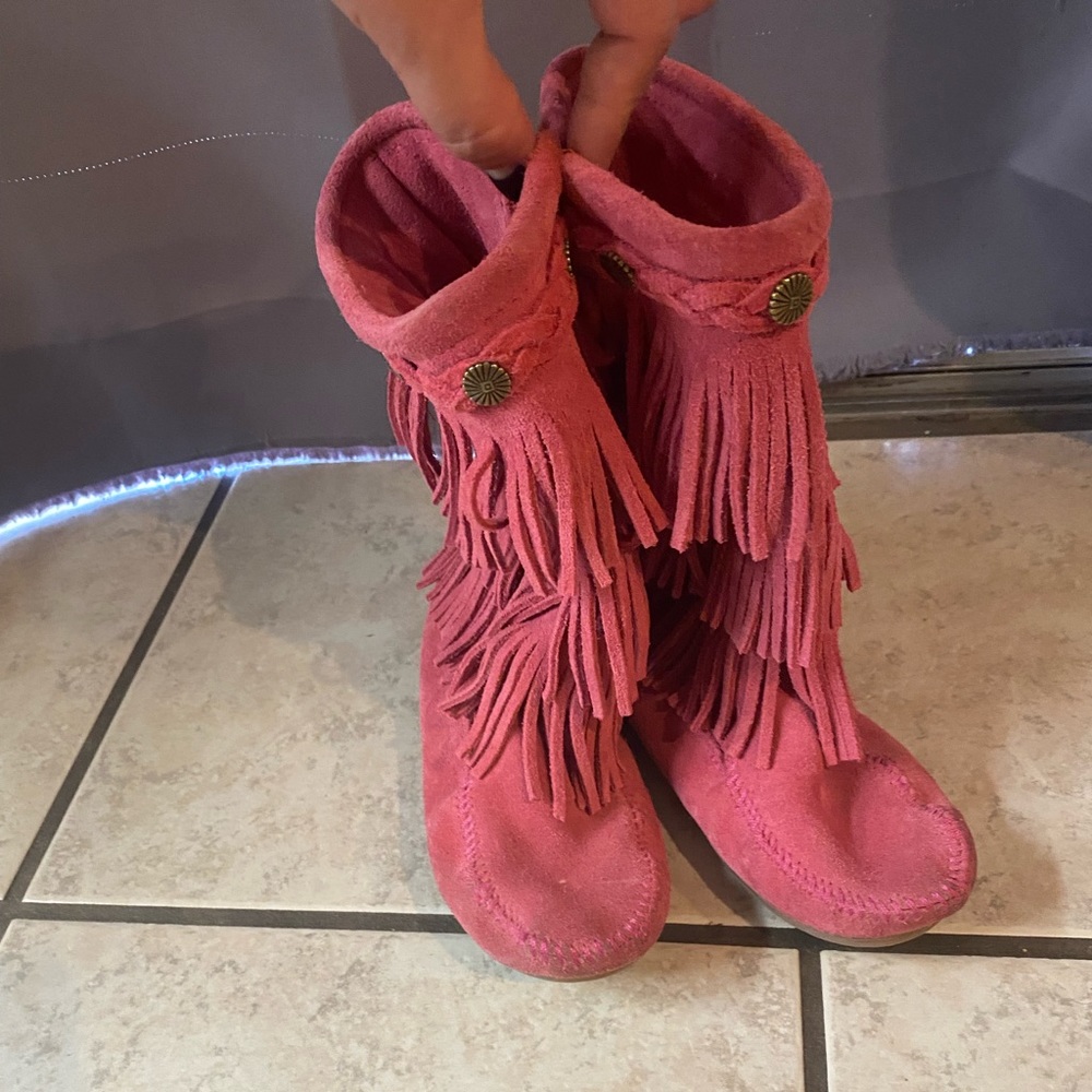 Minnetonka boots